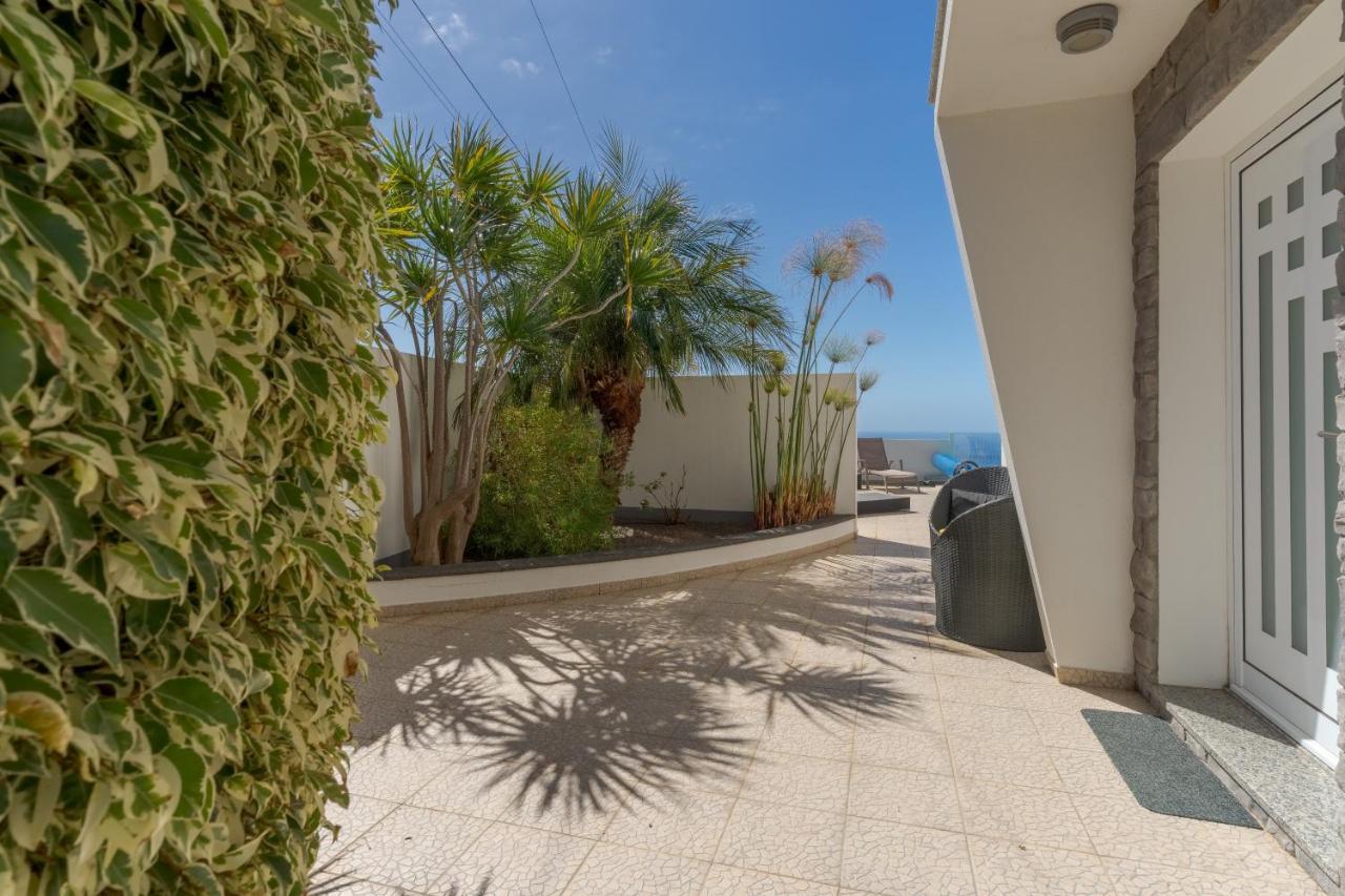 Villa Eldomar Estreito Da Calheta Exterior photo