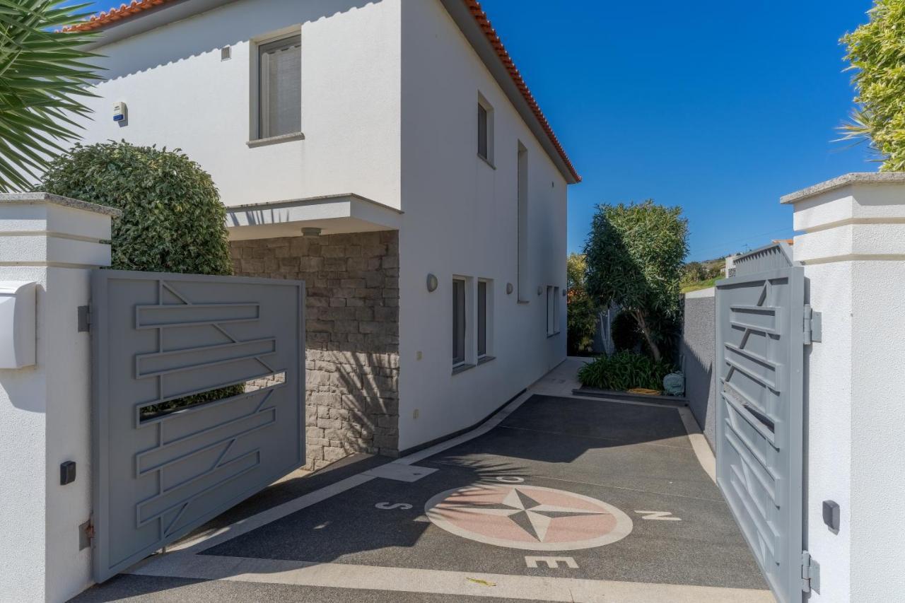 Villa Eldomar Estreito Da Calheta Exterior photo