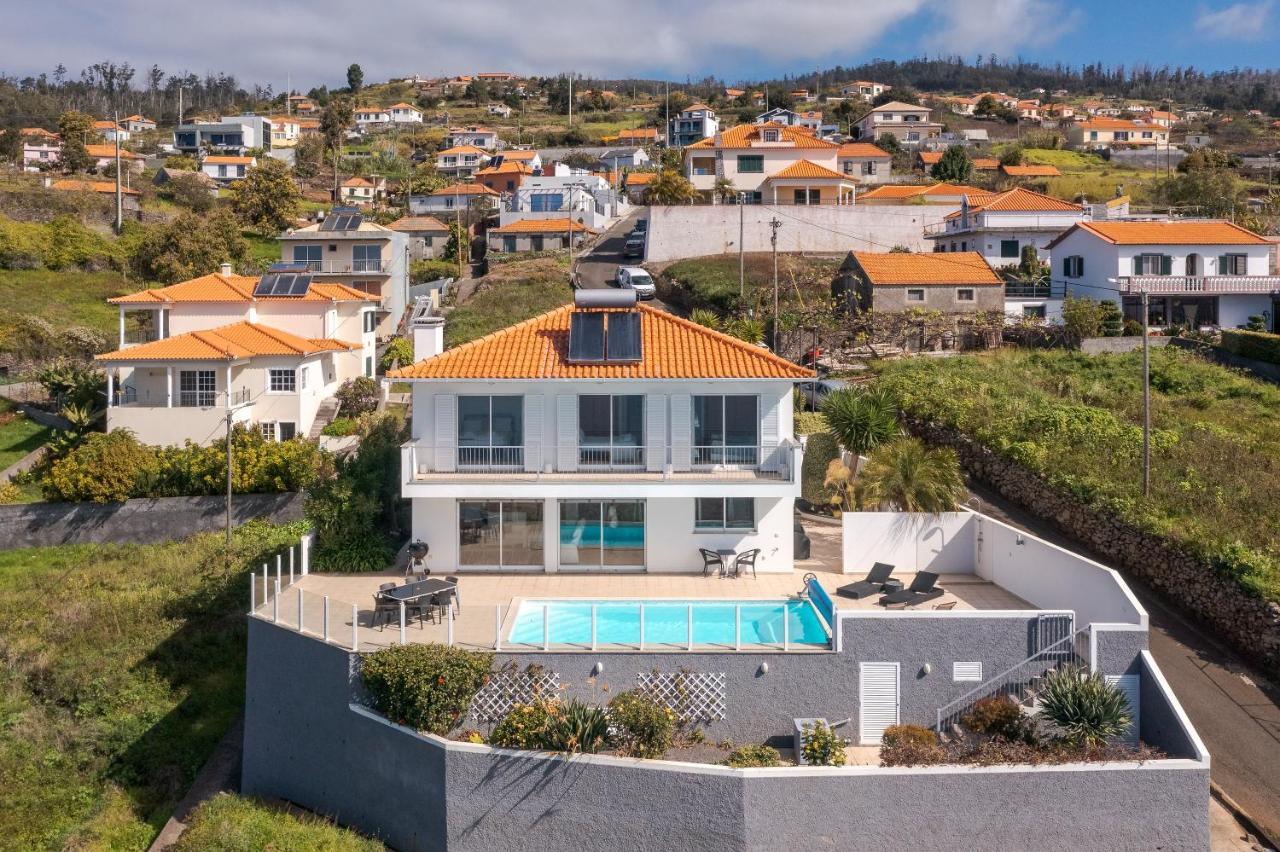 Villa Eldomar Estreito Da Calheta Exterior photo