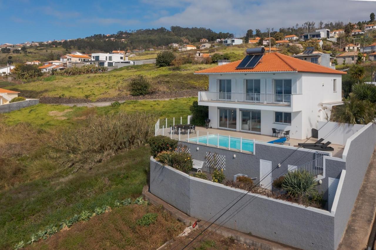 Villa Eldomar Estreito Da Calheta Exterior photo